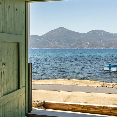 Aganta Syrma Klima (Milos)